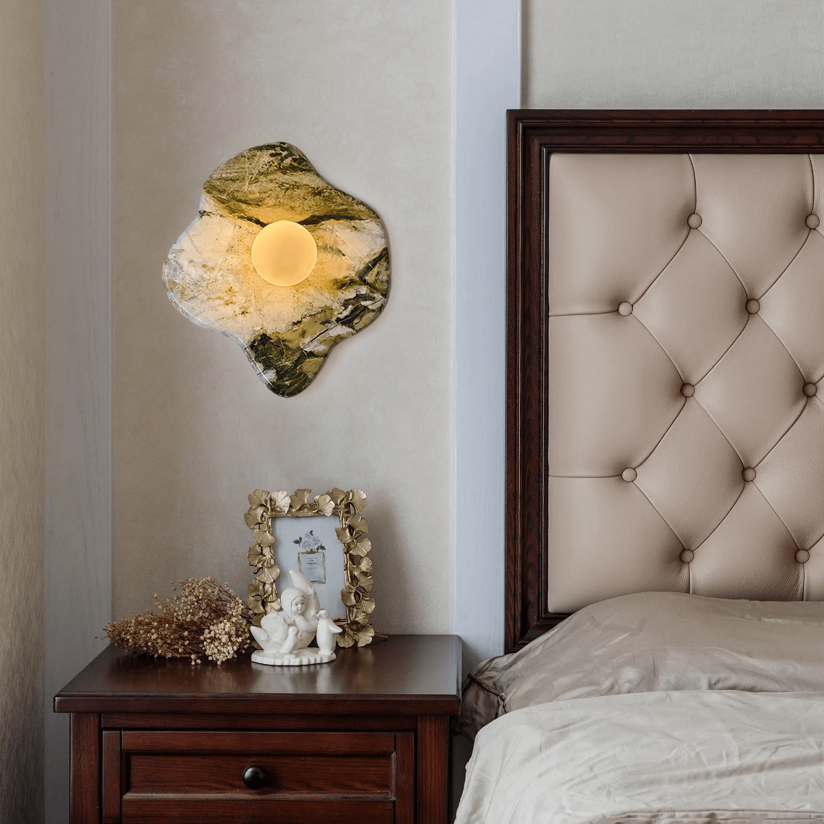 Emma Marble Wall Lamp