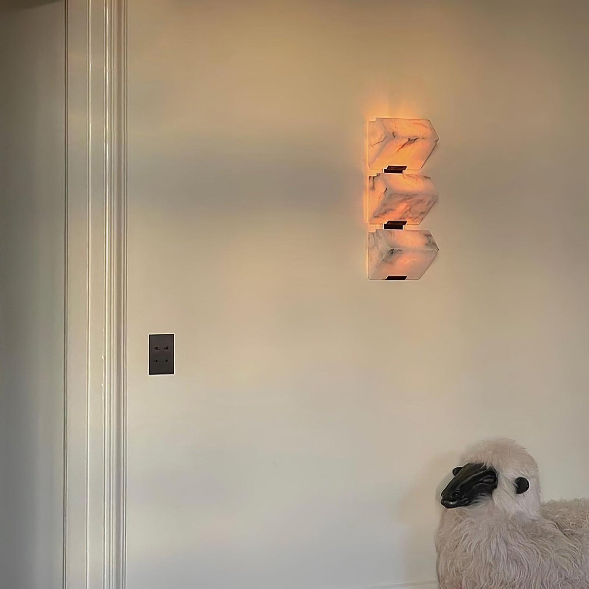 Alabaster Staircase Wall Lamp