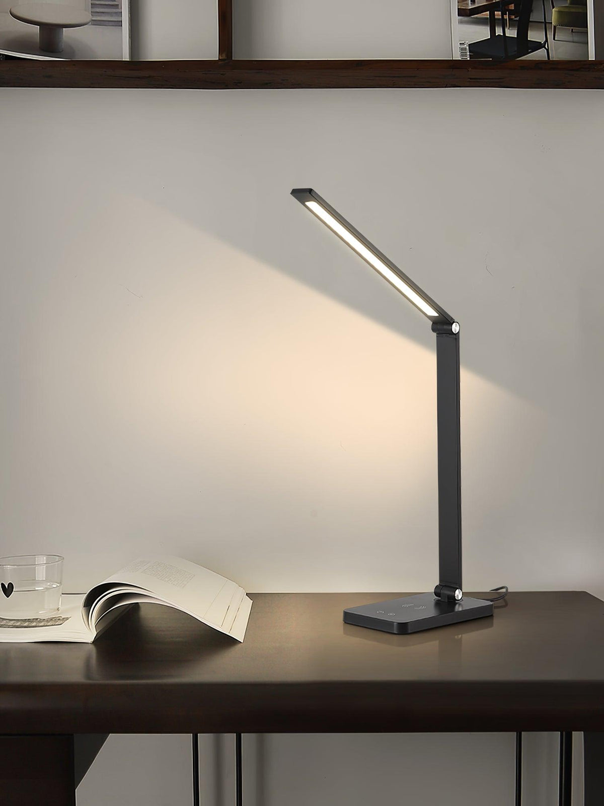 LED Desk Lamp with USB and Built-in Battery 13-inch