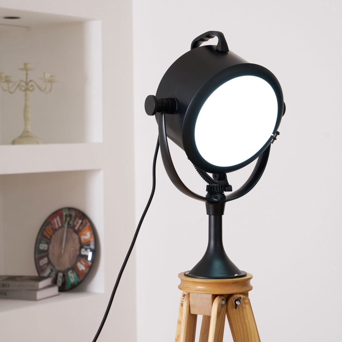 Alfred Tripod Floor Lamp