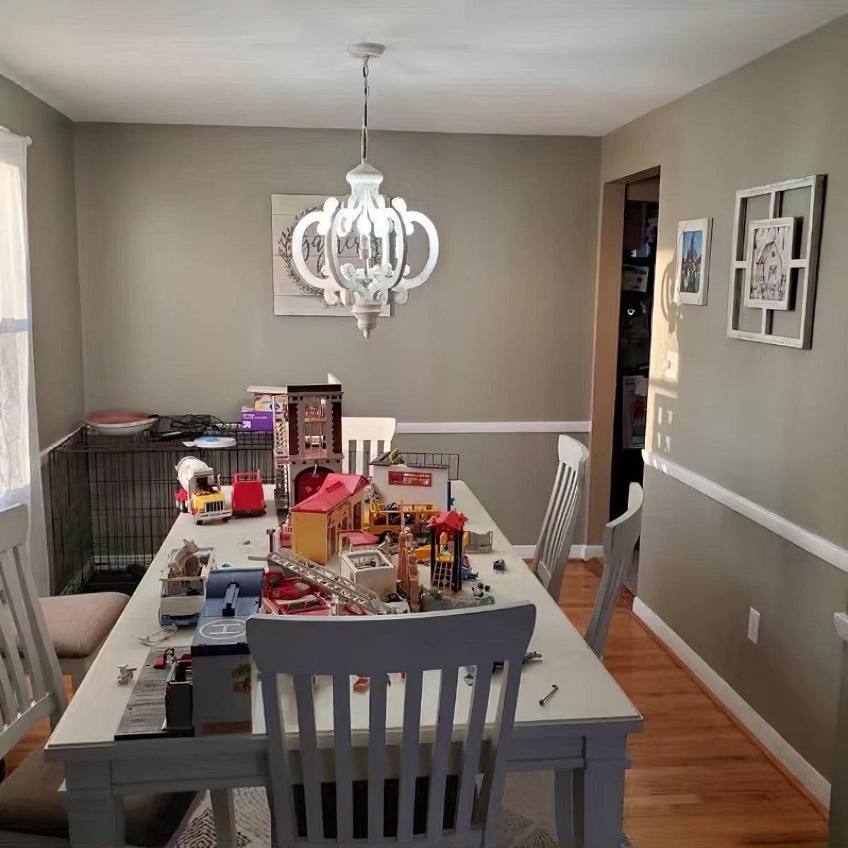 Antique White Style Chandelier - view 22