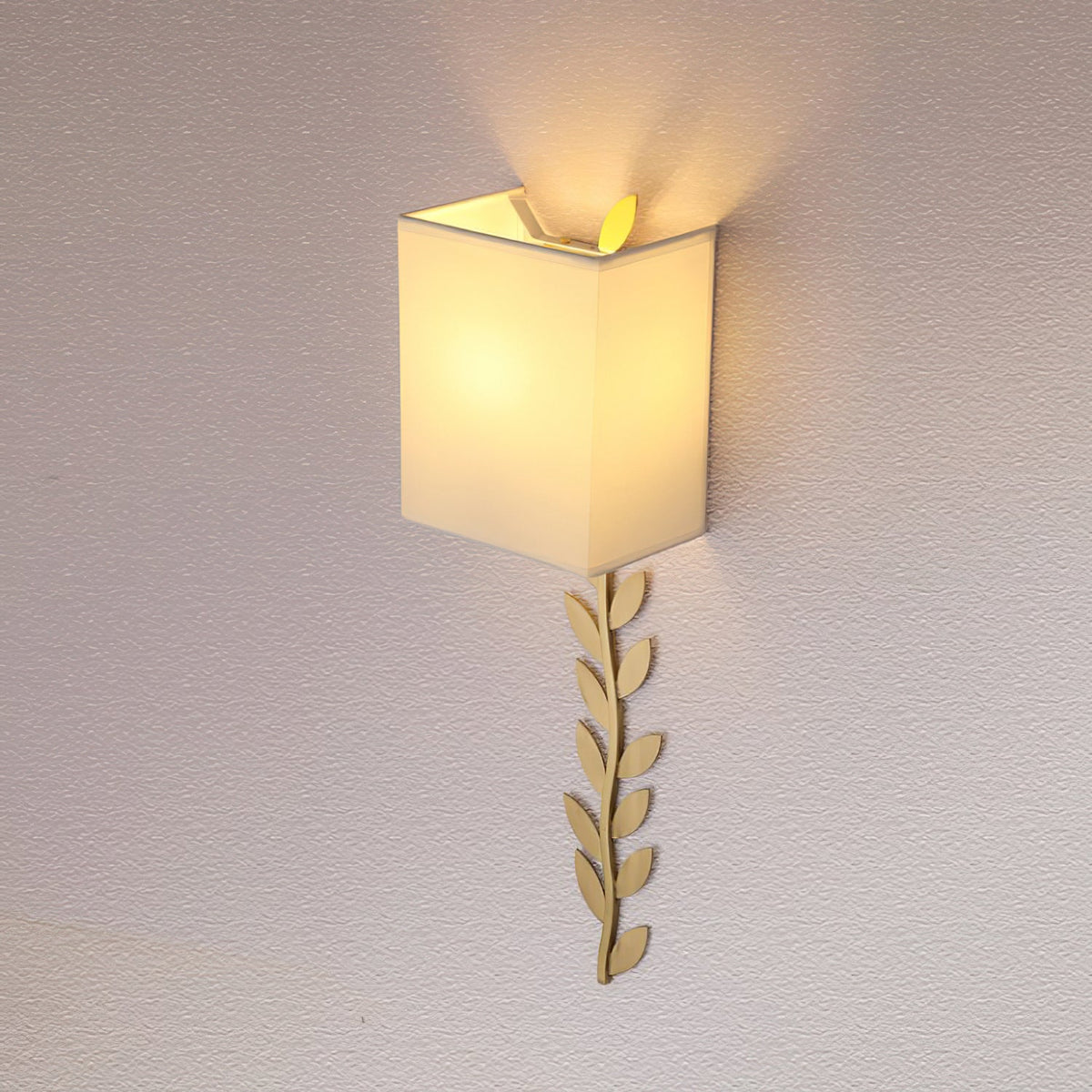 Arbor Grove Wall Lamp