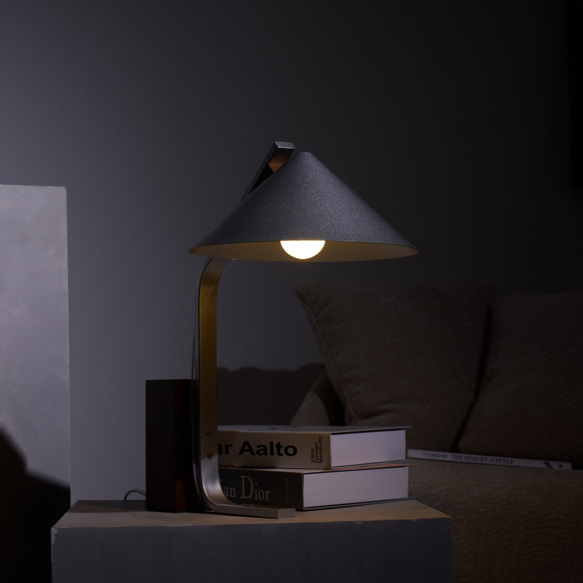 Arclune Desk Lamp