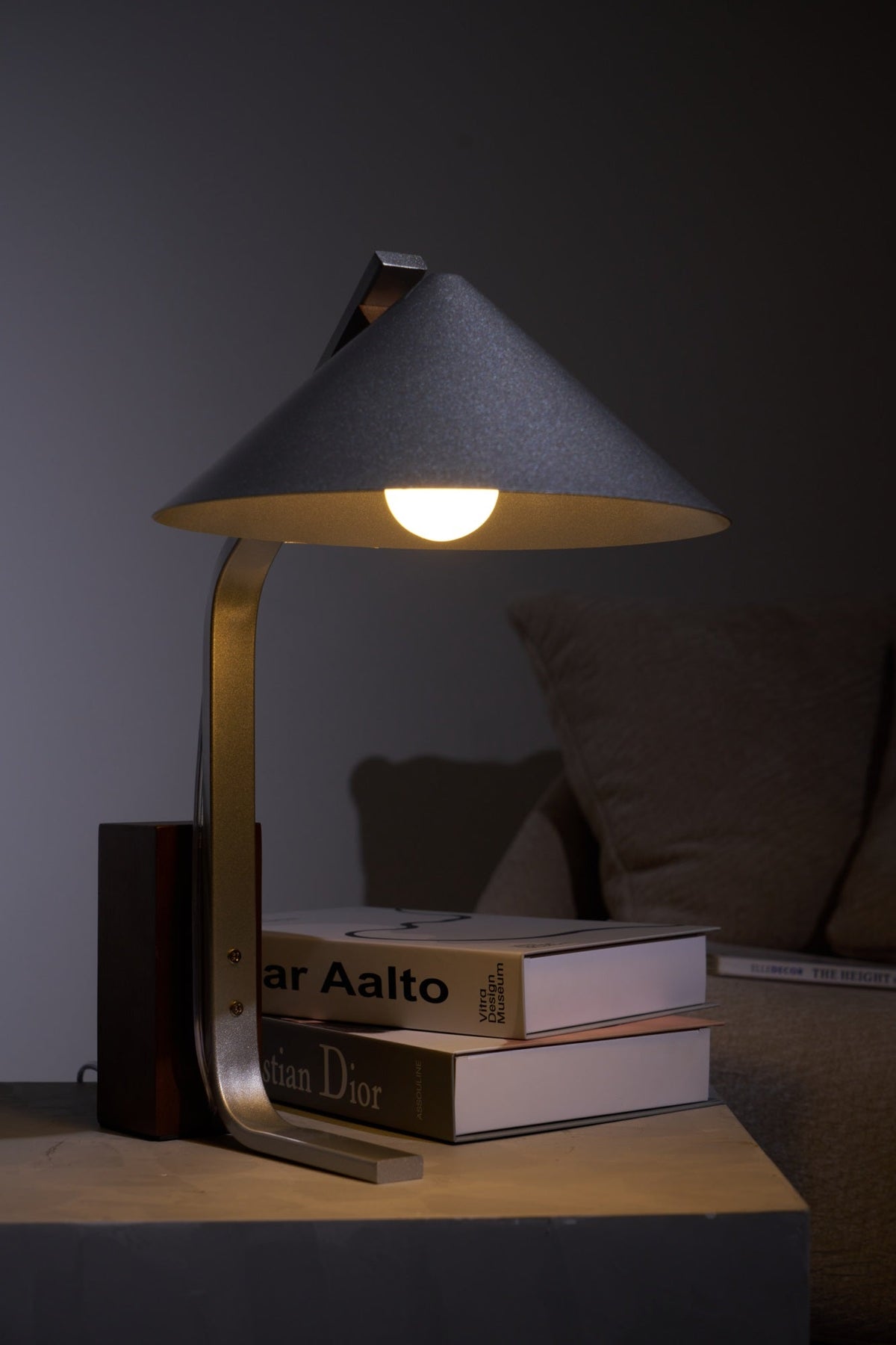 Arclune Desk Lamp