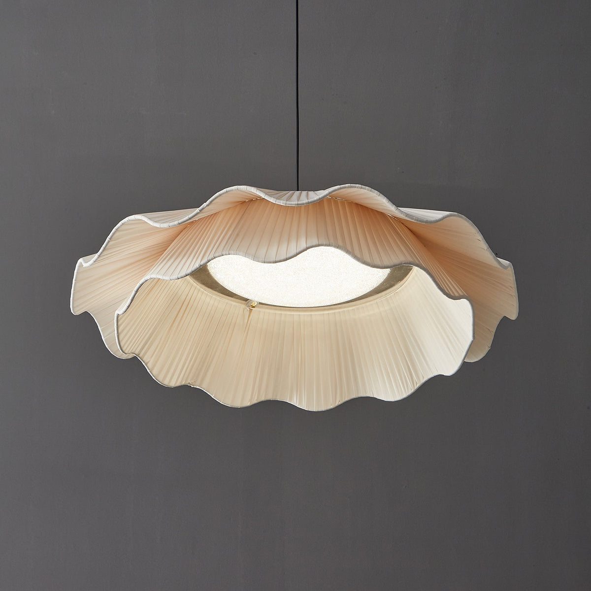 Arwen Fabric Wave Pendant Lamp