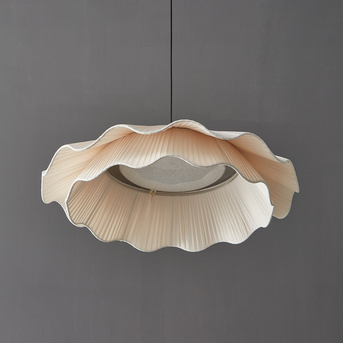 Arwen Fabric Wave Pendant Lamp