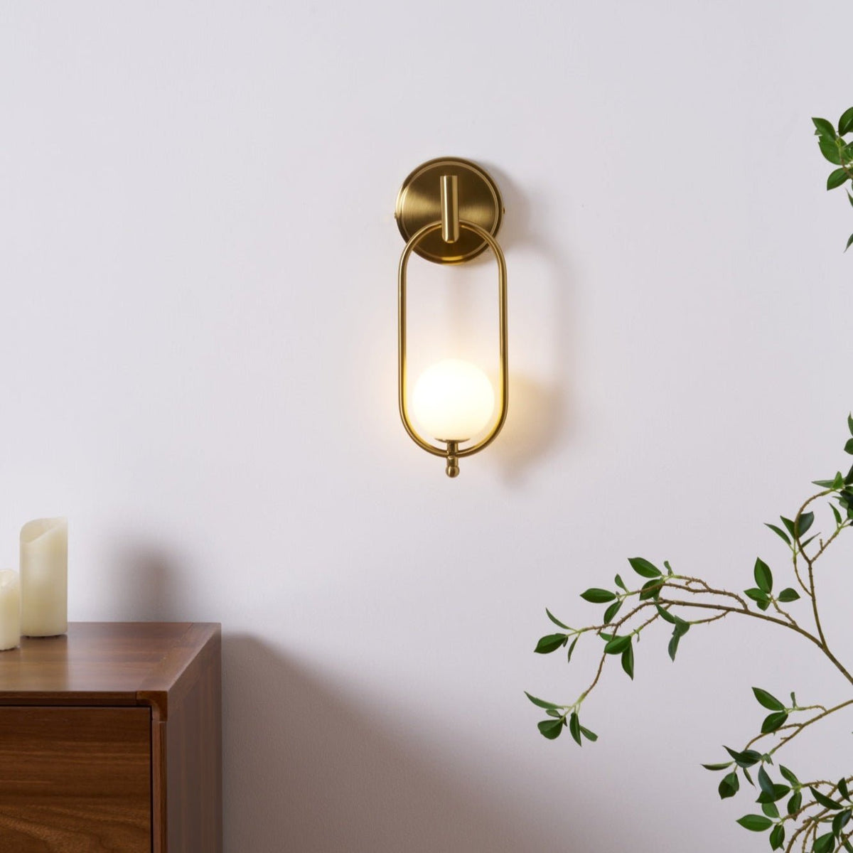Aurea Brass Wall Light