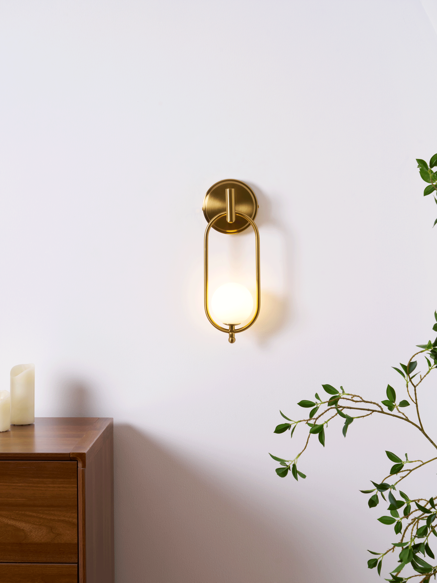 Aurea Brass Wall Light