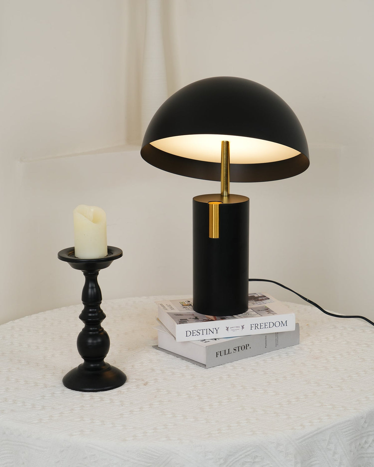Avo Table Lamp - view 5