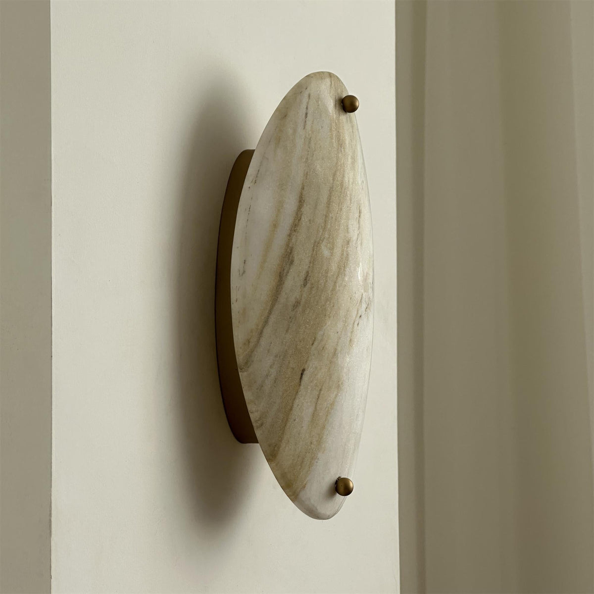 Bekki Alabaster Wall Lamp