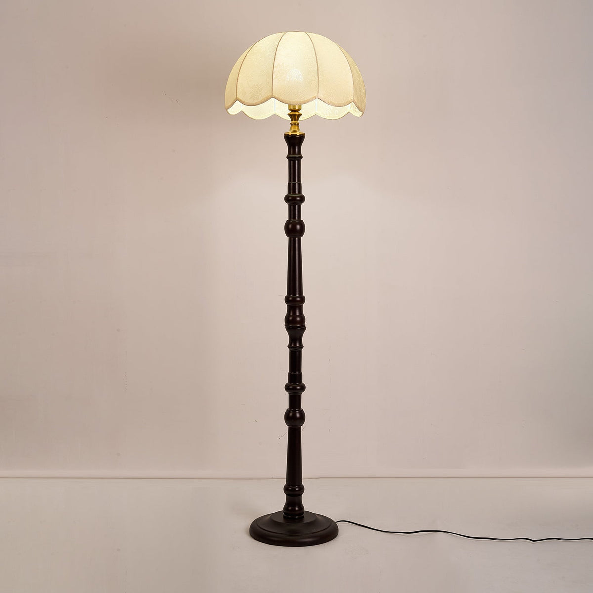 Belgravia Floor Light - view 2