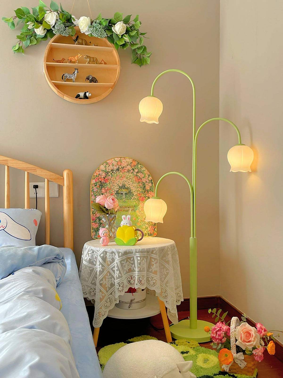 Bell Orchid Floor Lamp - view 13