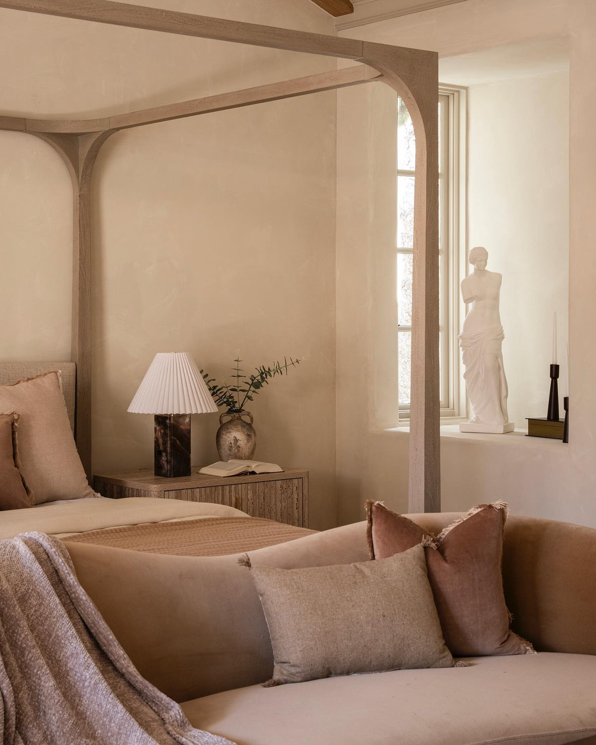 Bianca Marble Table Lamp - view 9