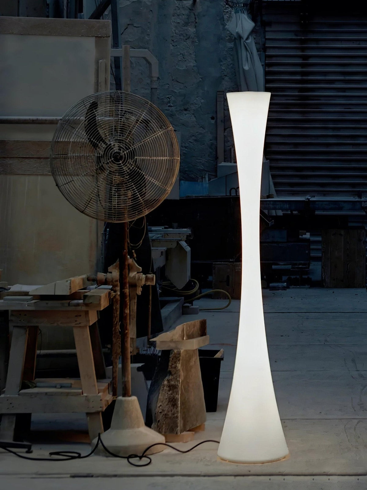 Biconica Pol Floor Lamp - view 35
