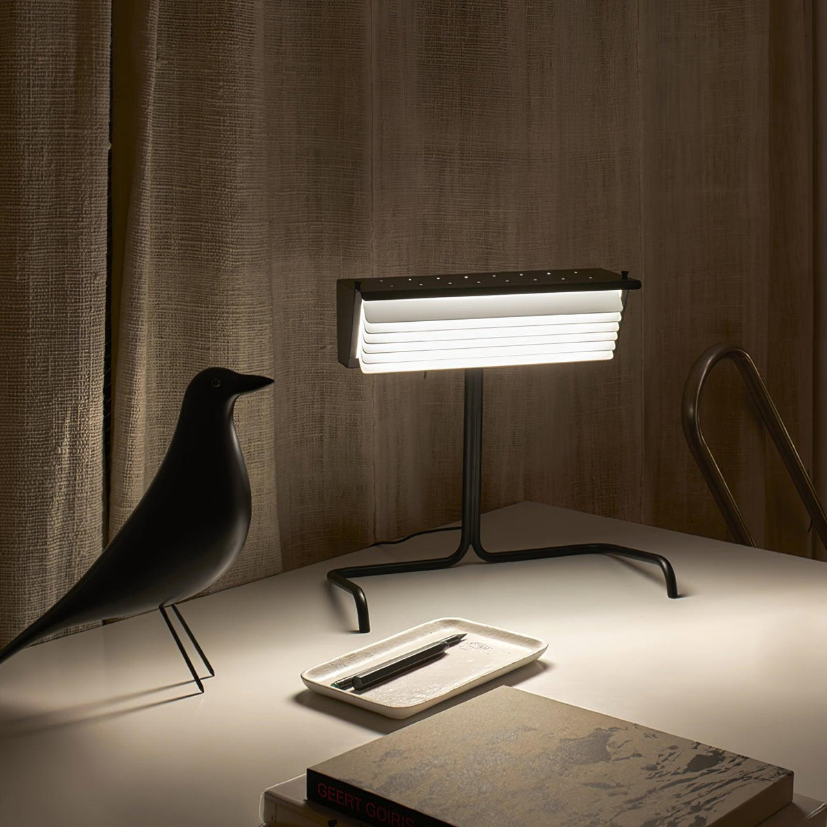 Xalor Table Lamp - view 2