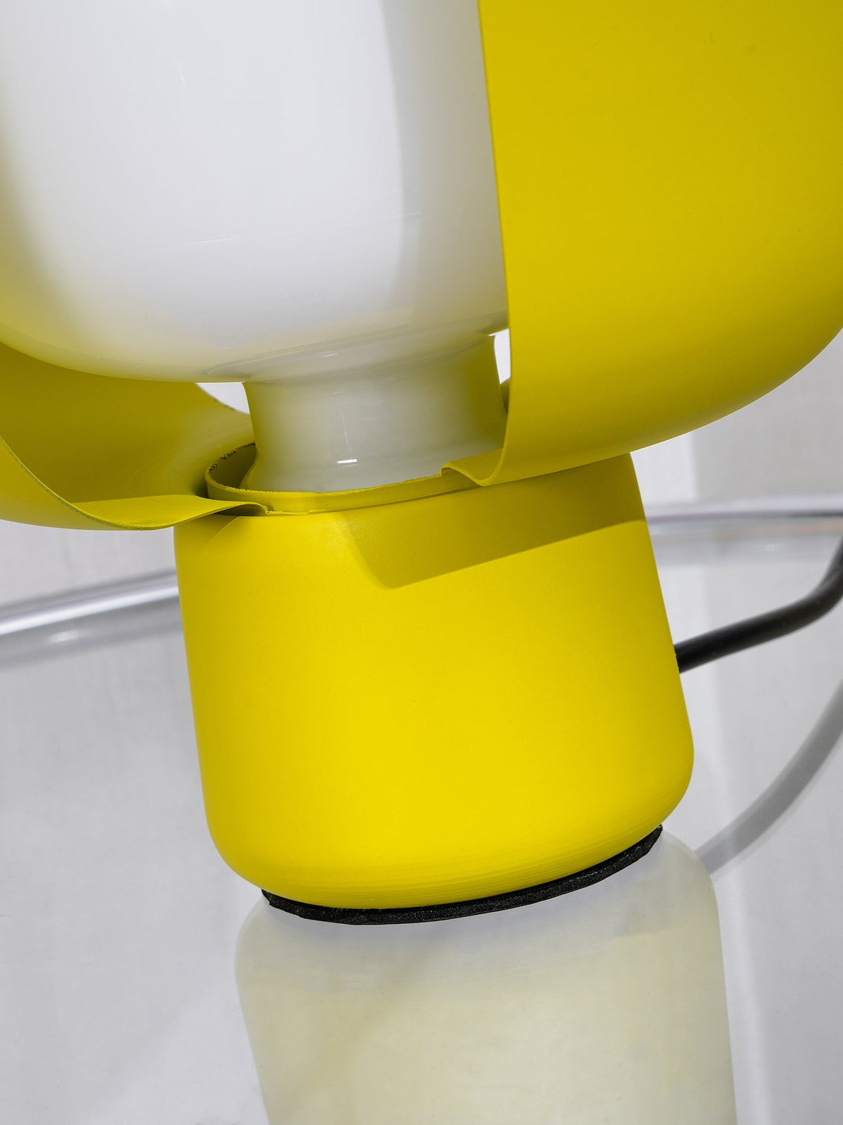 Petals Glass Table Lamp - view 15
