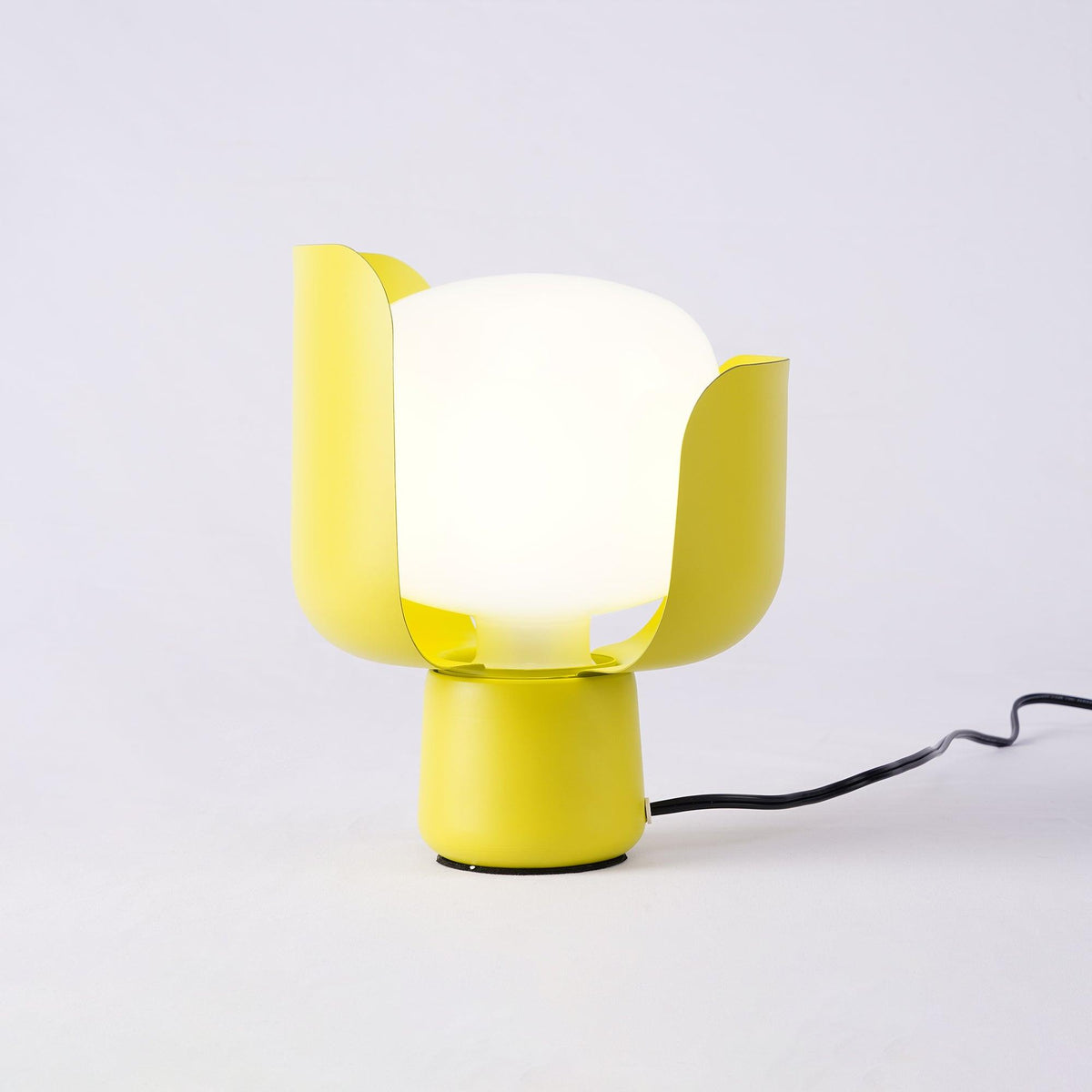 Petals Glass Table Lamp - view 89