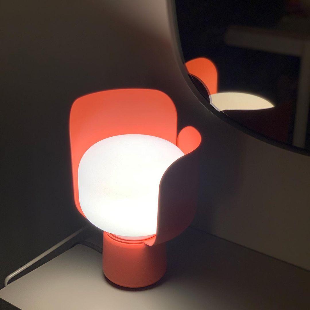 Petals Glass Table Lamp - view 36