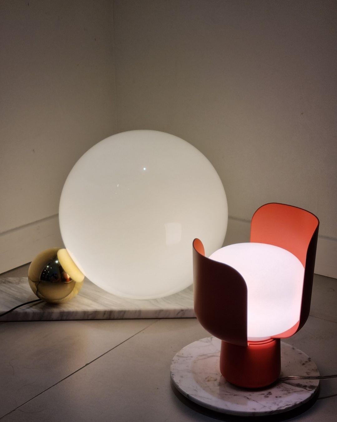Petals Glass Table Lamp - view 46