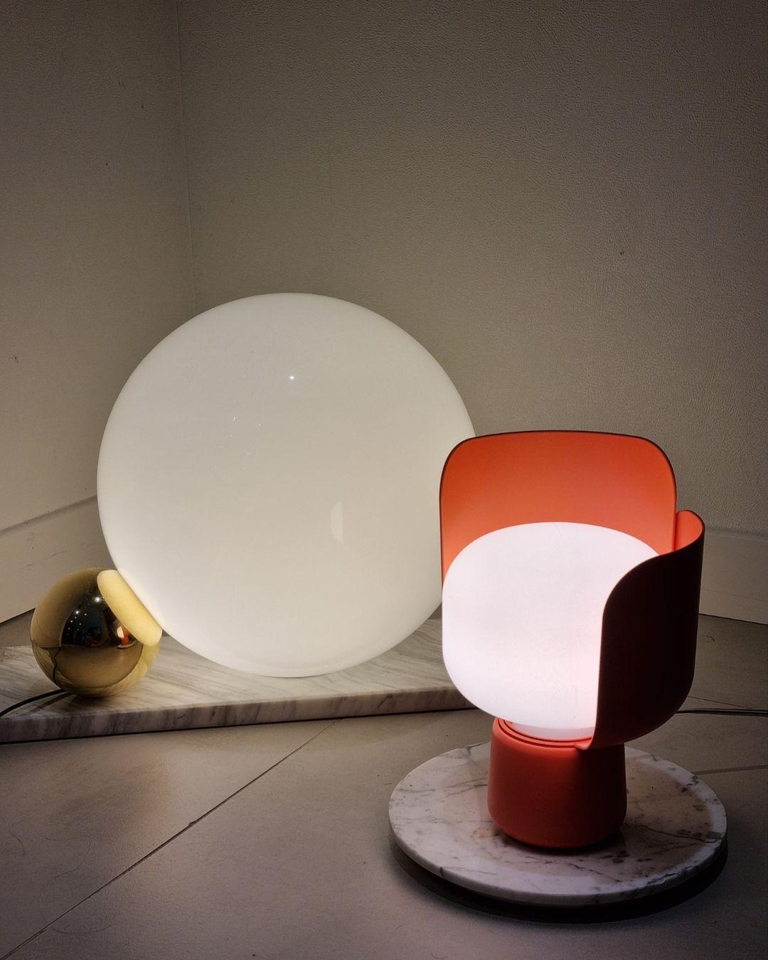 Petals Glass Table Lamp - view 48