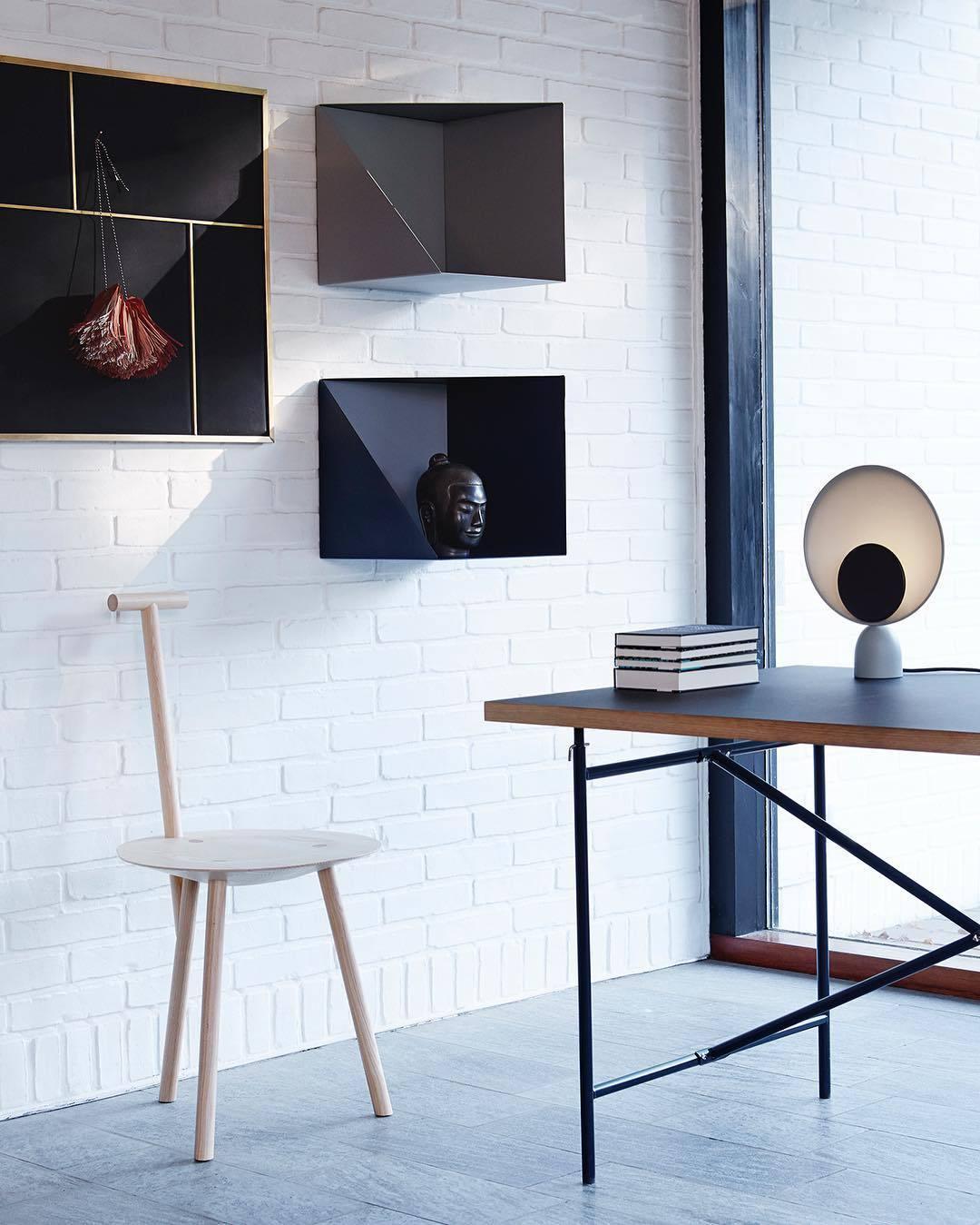 Blooper Table Lamp - view 10