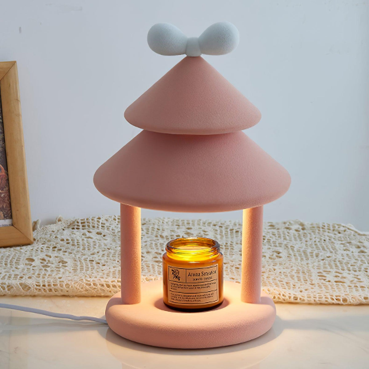 Bow Tie Cone Table Lamp - view 14