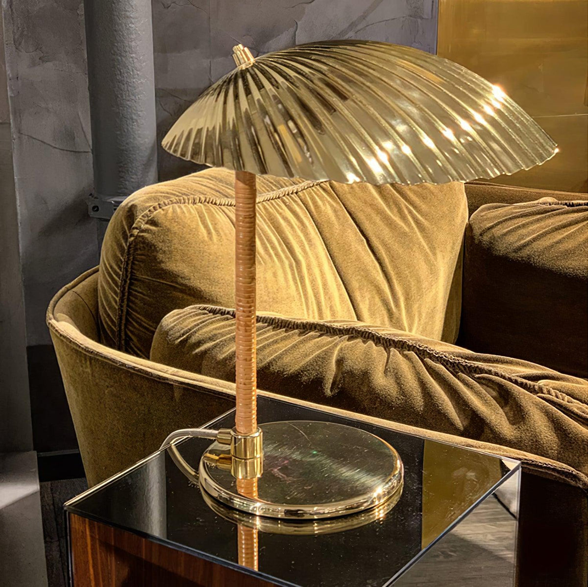 Brass Shell Table Lamp - view 16