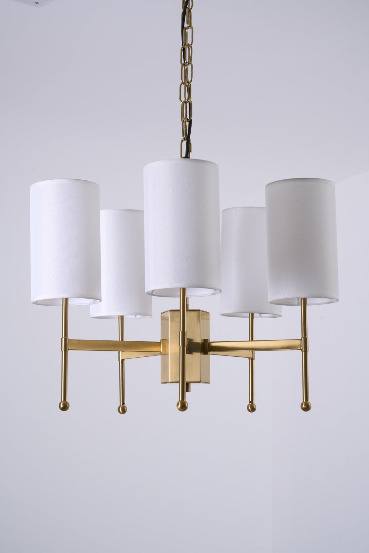 Brilliancess Brass Chandelier