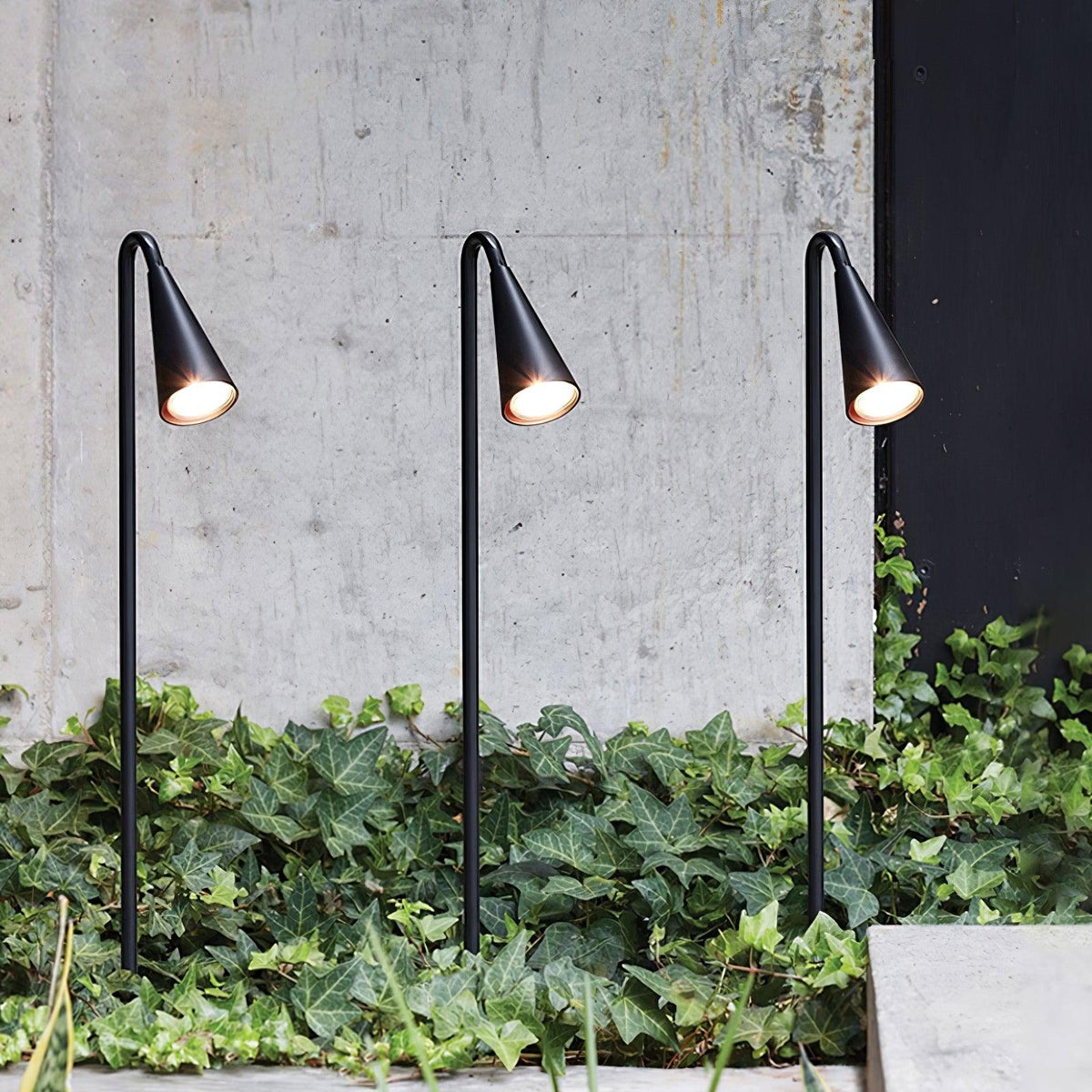 Bellflower Outdoor Floor Lamp - view 11