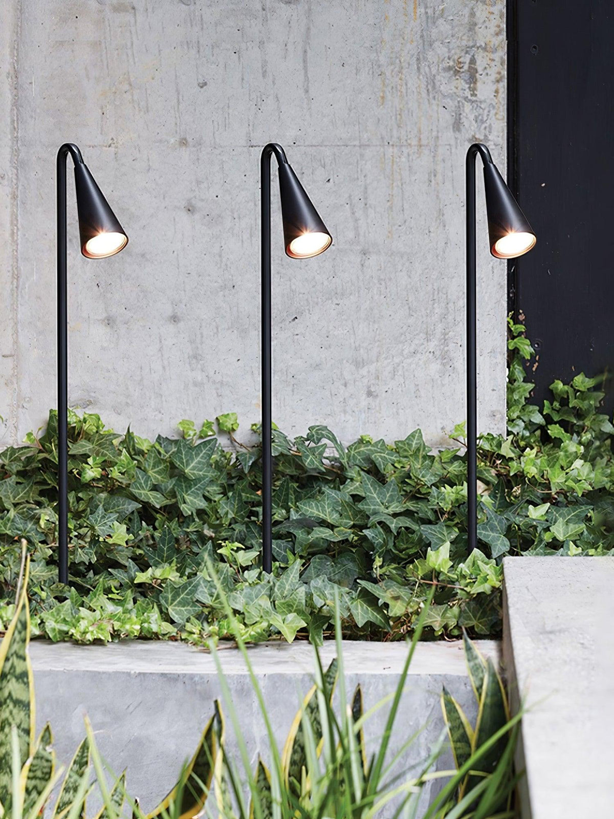 Bellflower Outdoor Floor Lamp - view 26