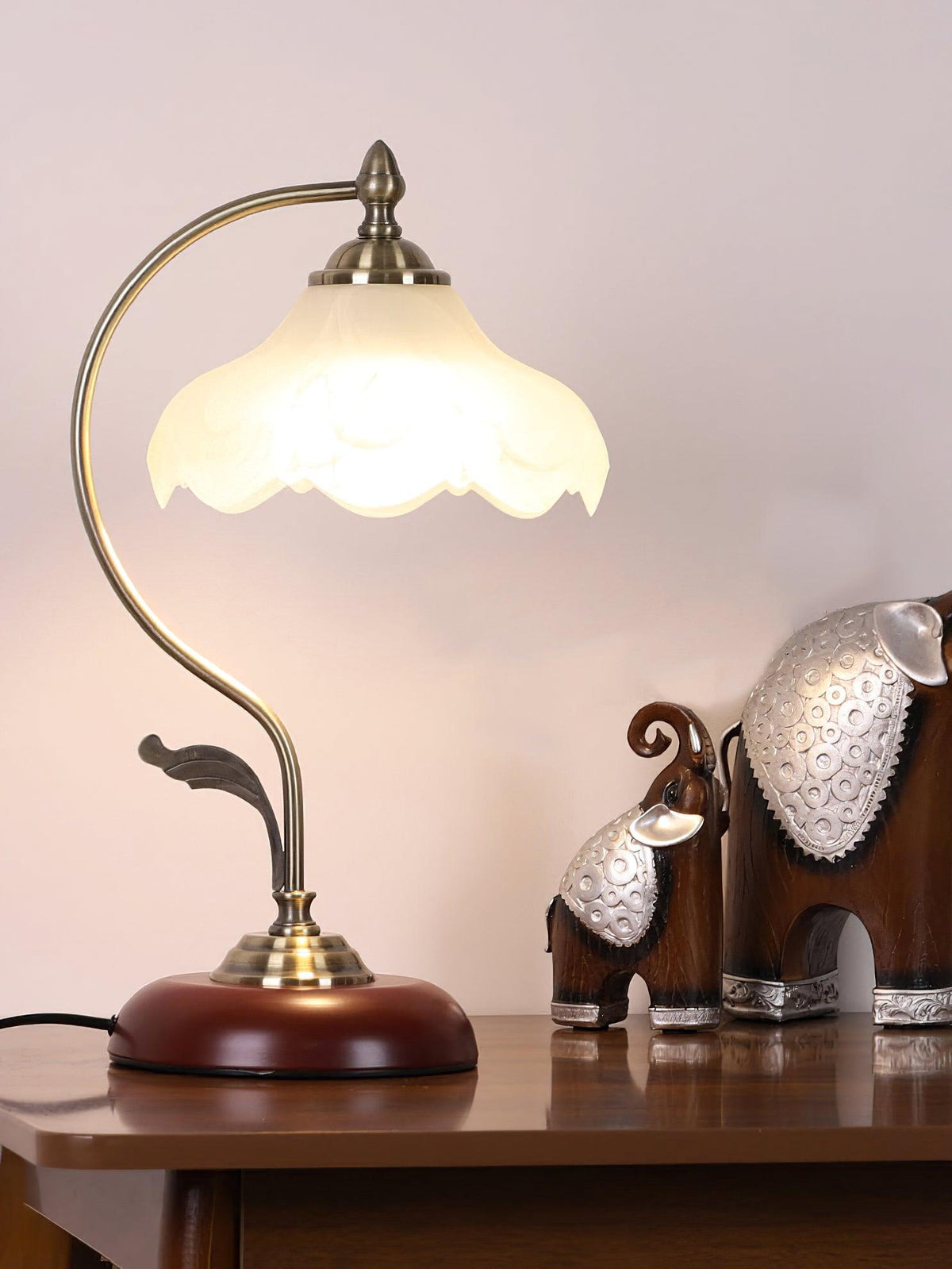 Retro Flower Table Lamp - view 11