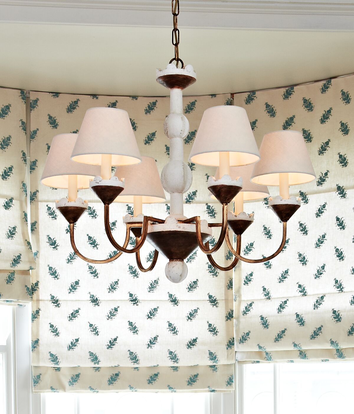 Cavaillon Chandelier - view 4