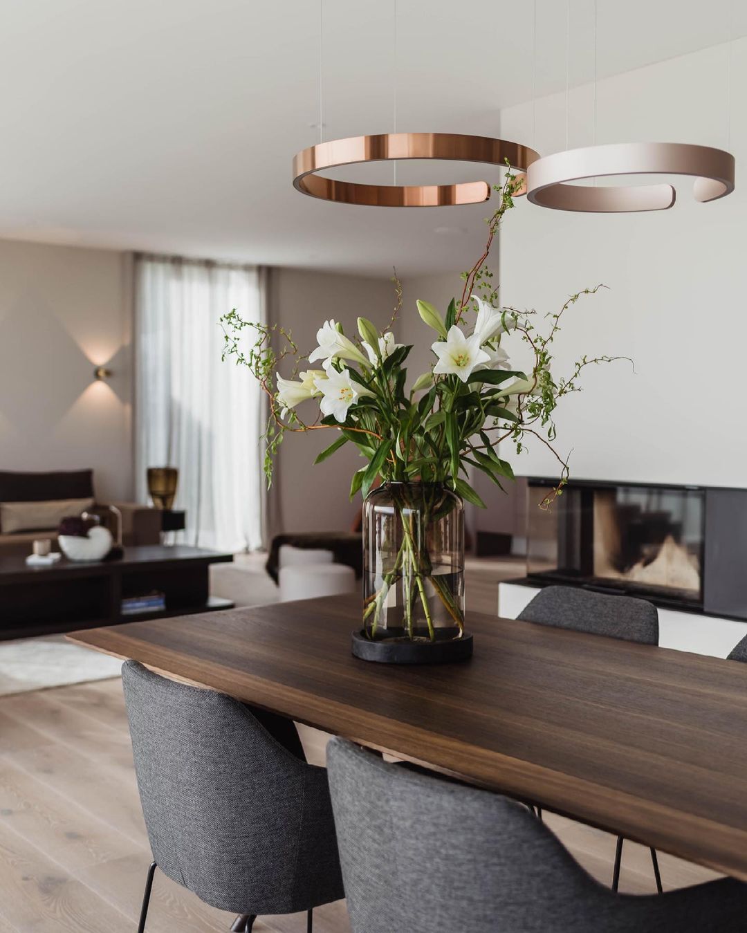 Circular Chandelier - view 104