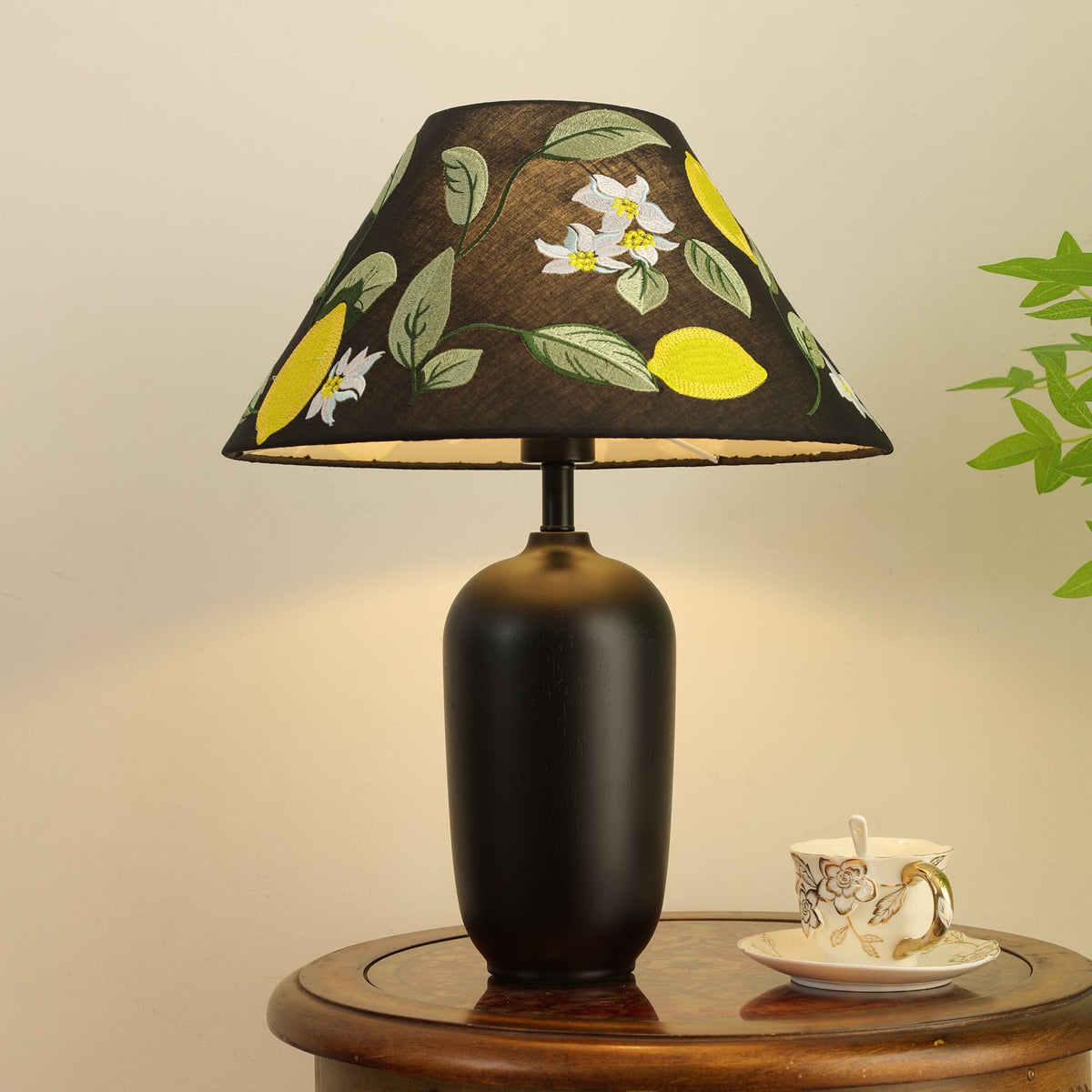 Clara Table Lamp - view 4