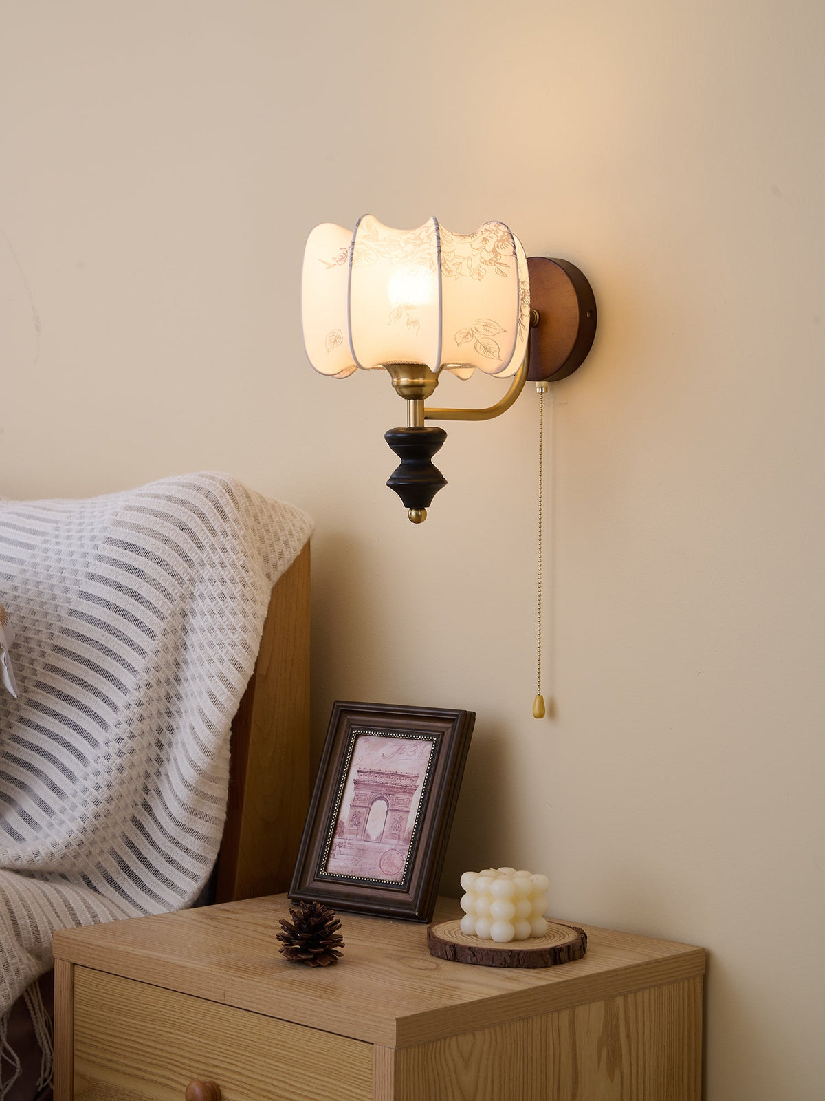 Clarendon Wall Lamp