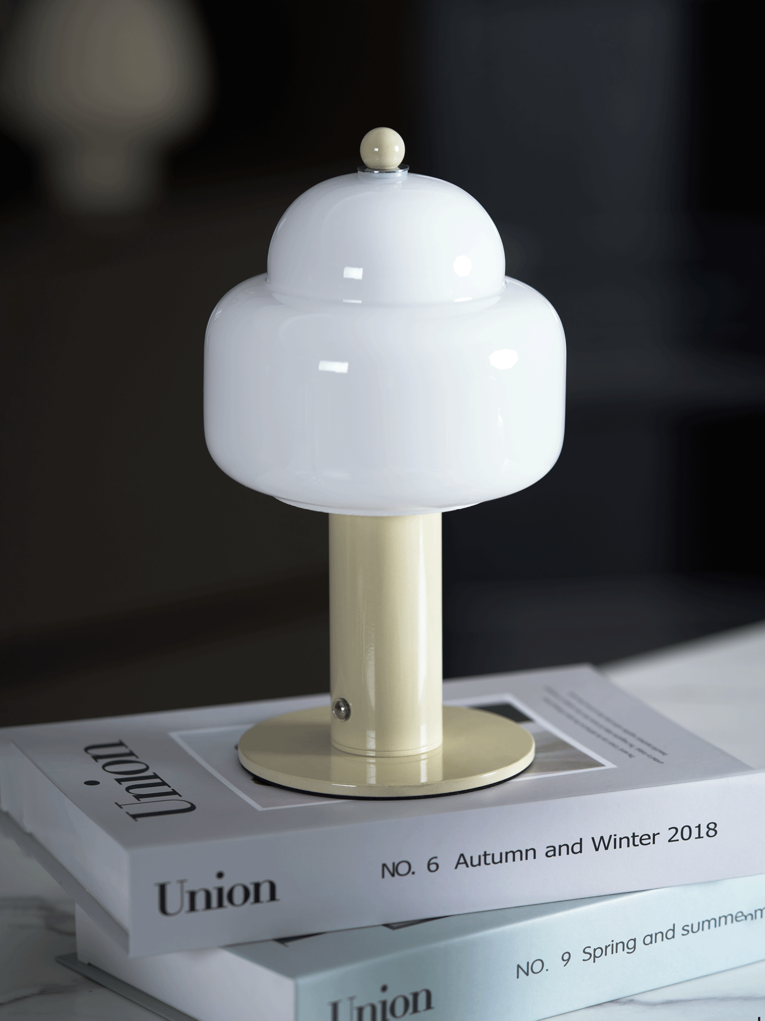 Cloud Dome Table Lamp