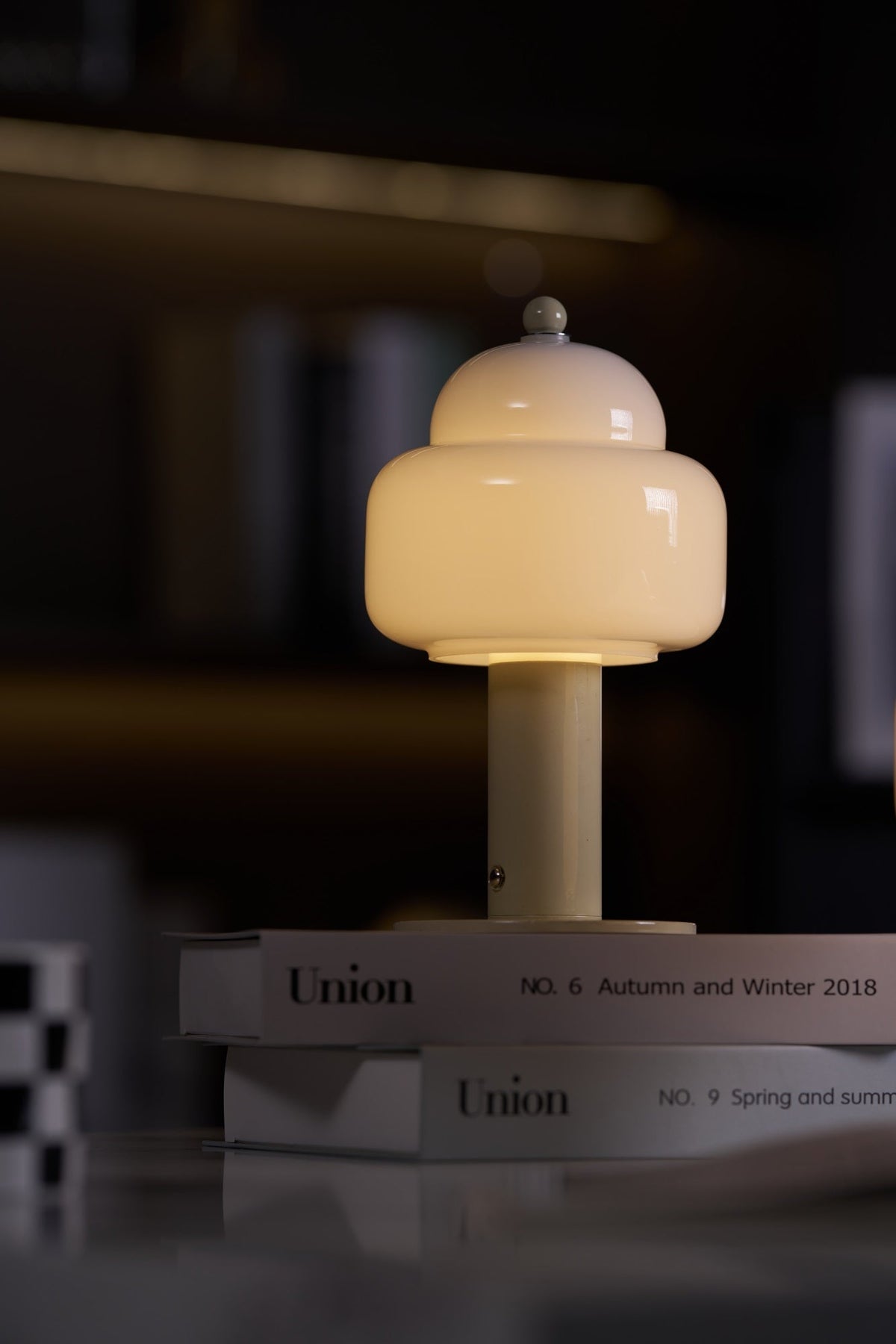 Cloud Dome Table Lamp