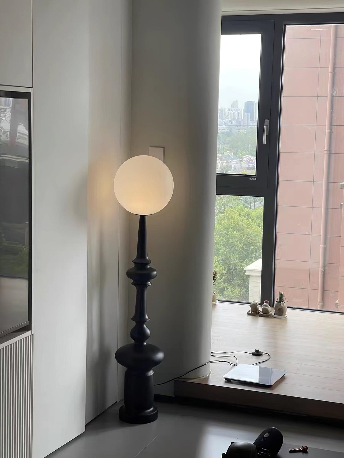 Roman Column Floor Lamp - view 34
