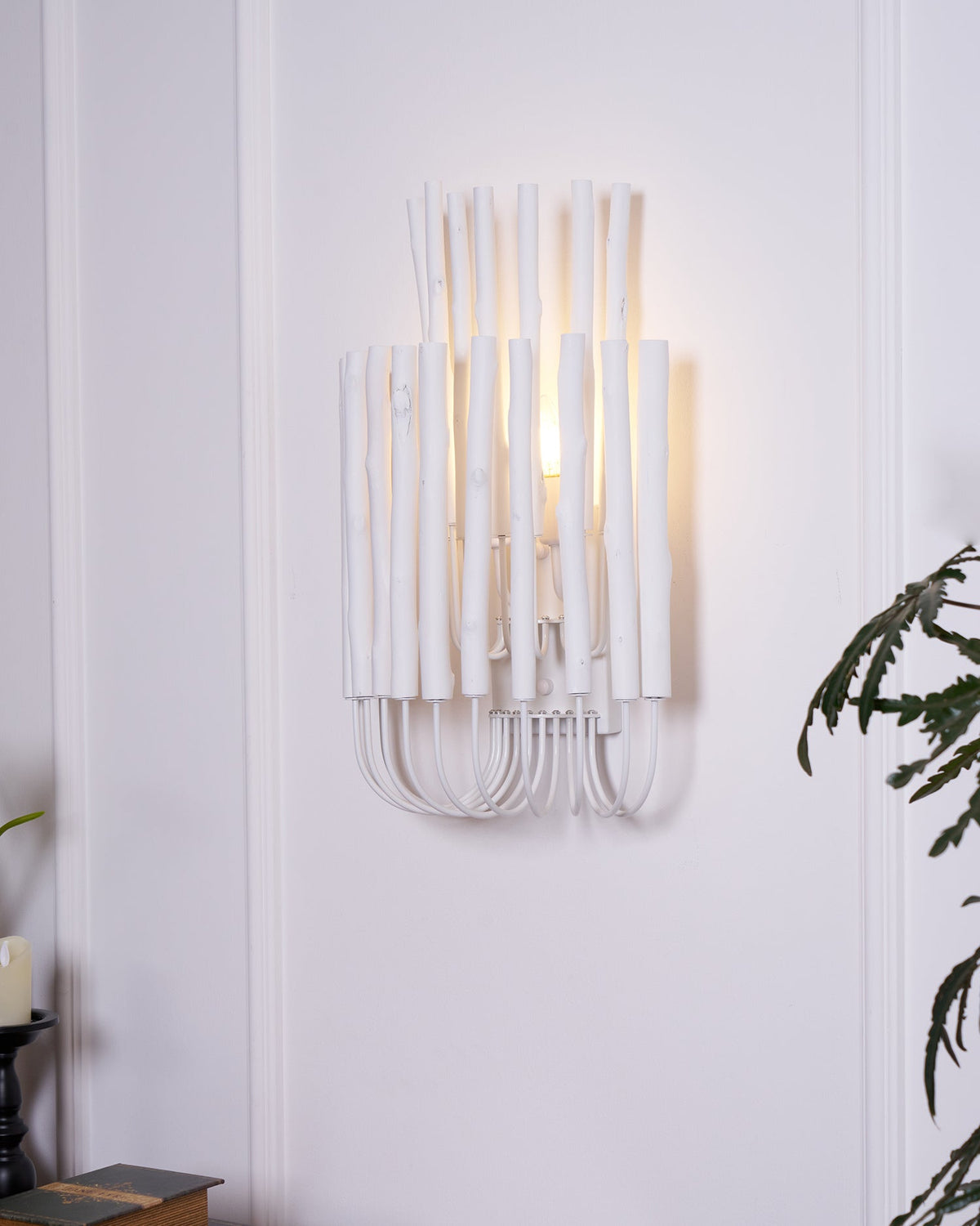 Swinton Wall Lamp