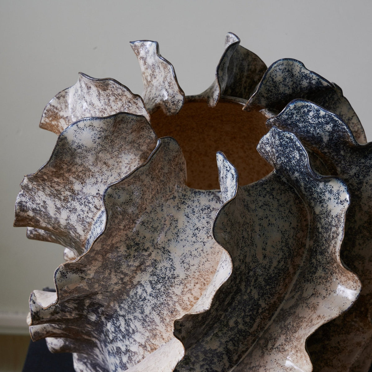 Midnight Rose Table Lamp