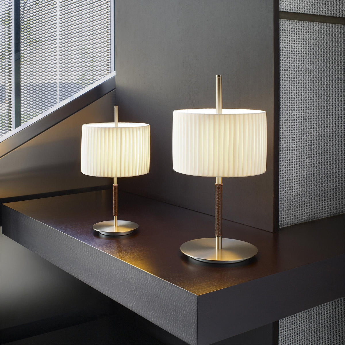 Danona Table Lamp - view 3
