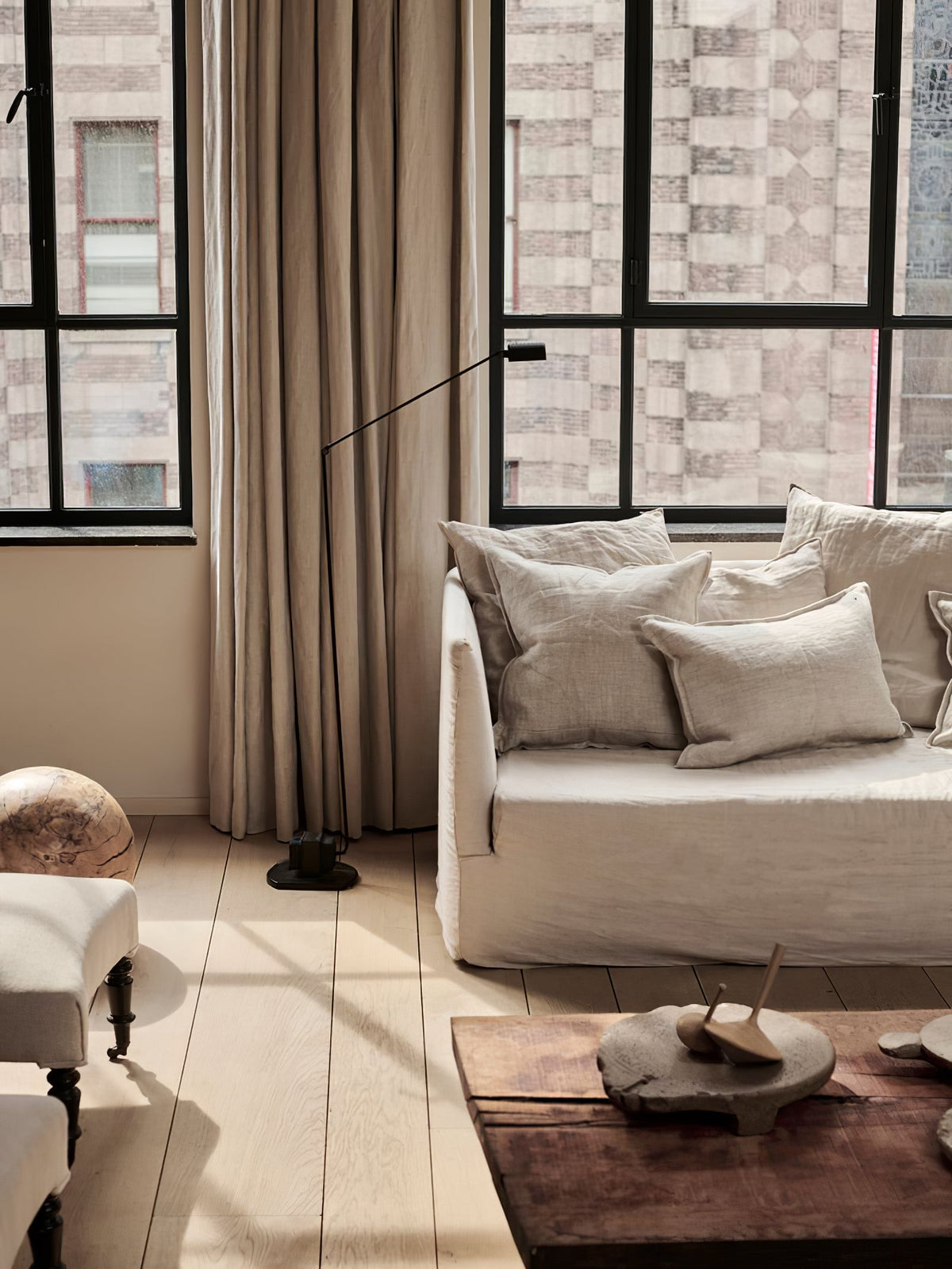 Daphine Floor Lamp - view 36
