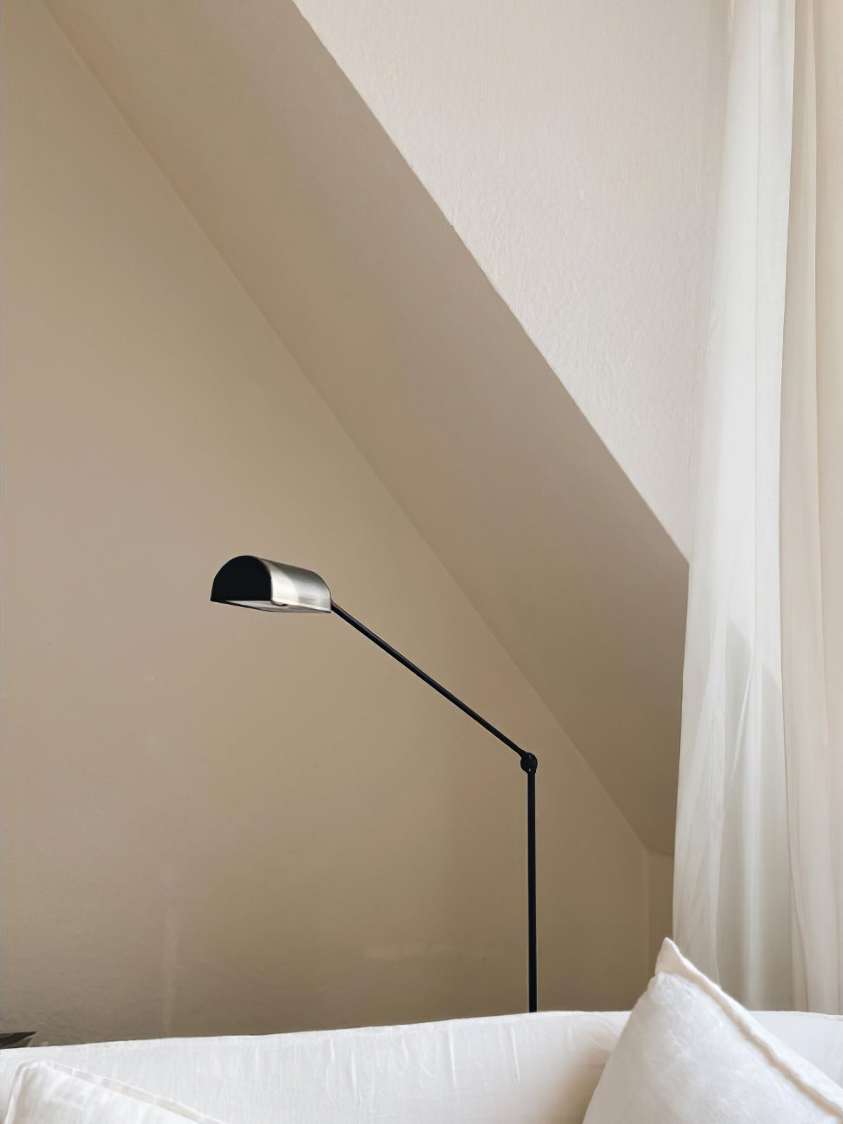 Daphine Floor Lamp - view 48