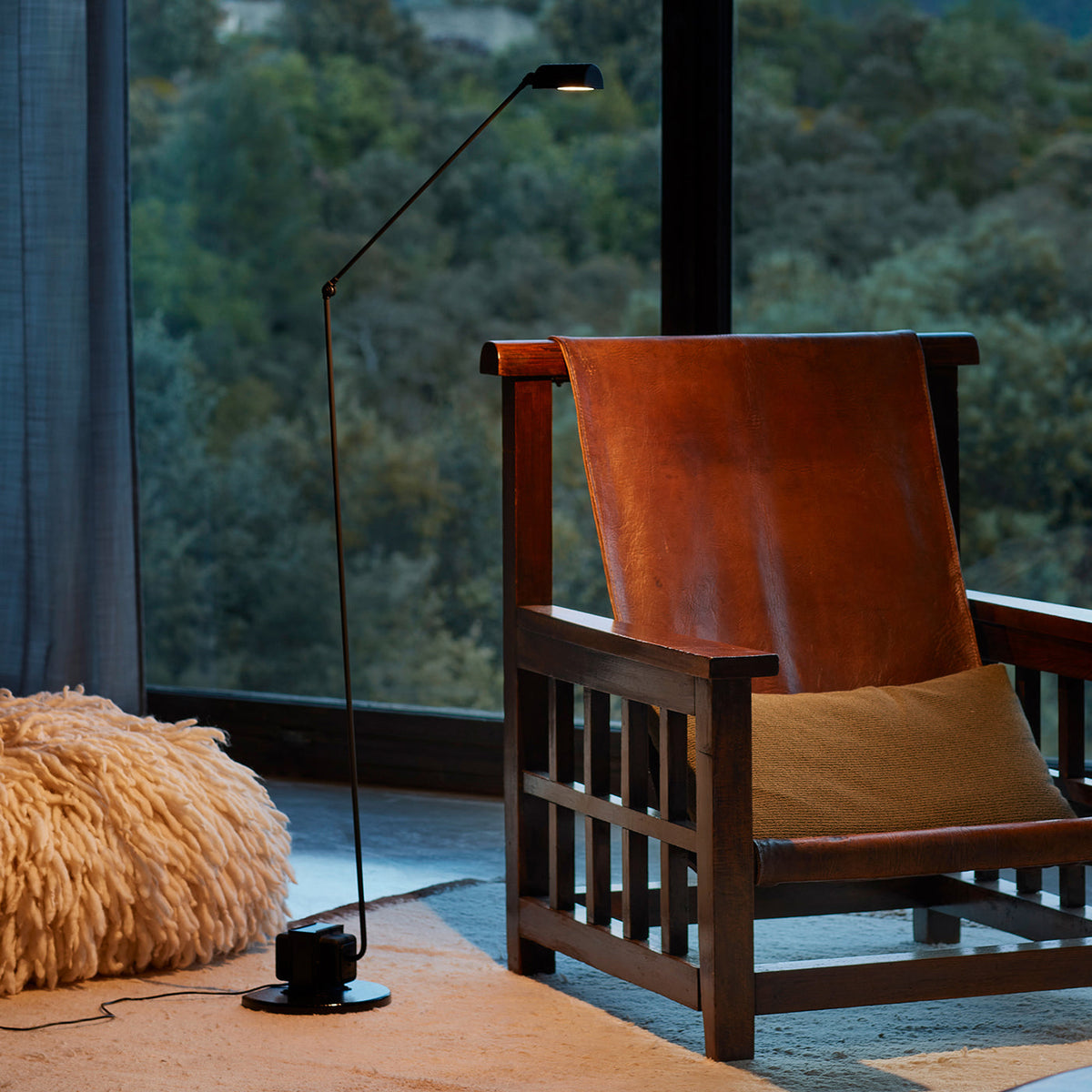 Daphine Floor Lamp - view 2