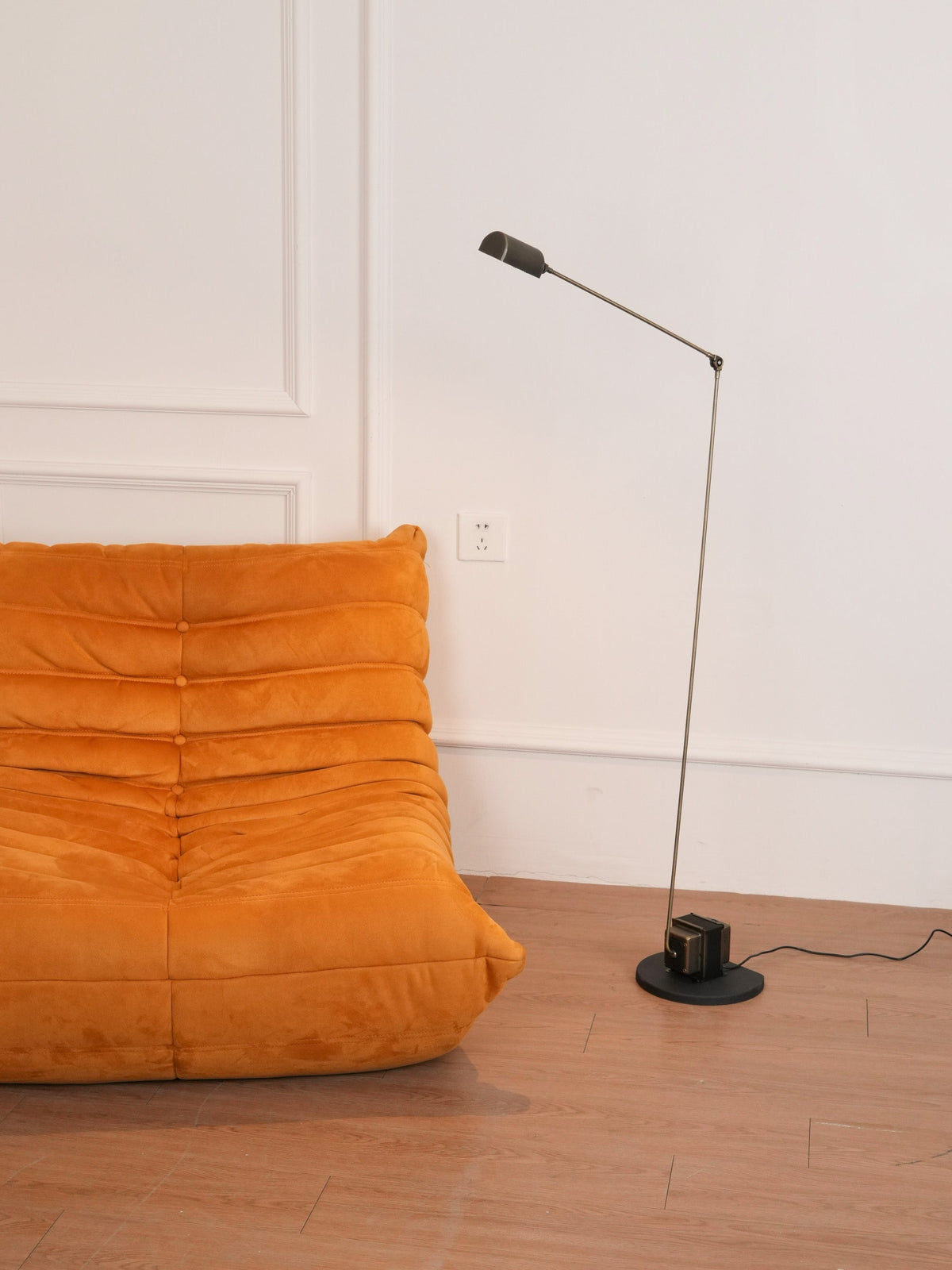 Daphine Floor Lamp - view 23