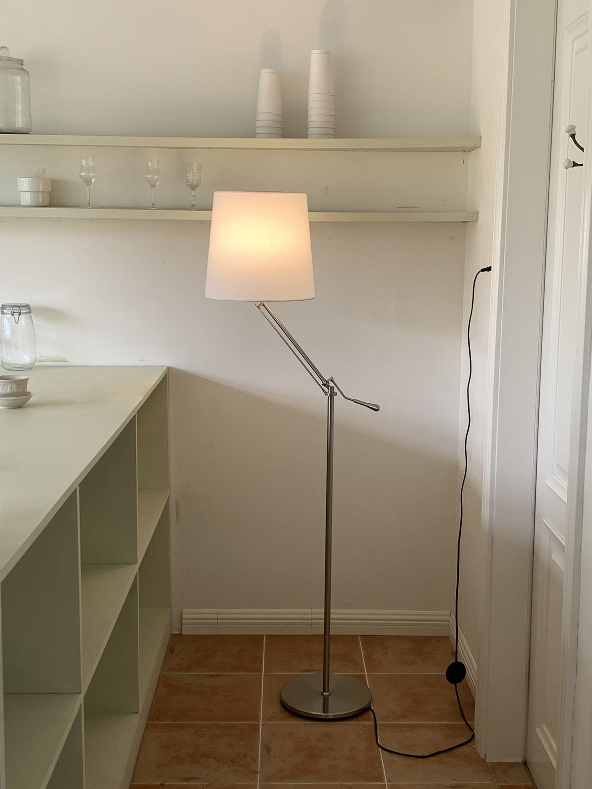 Eichholtz Medea Floor Lamp - view 18