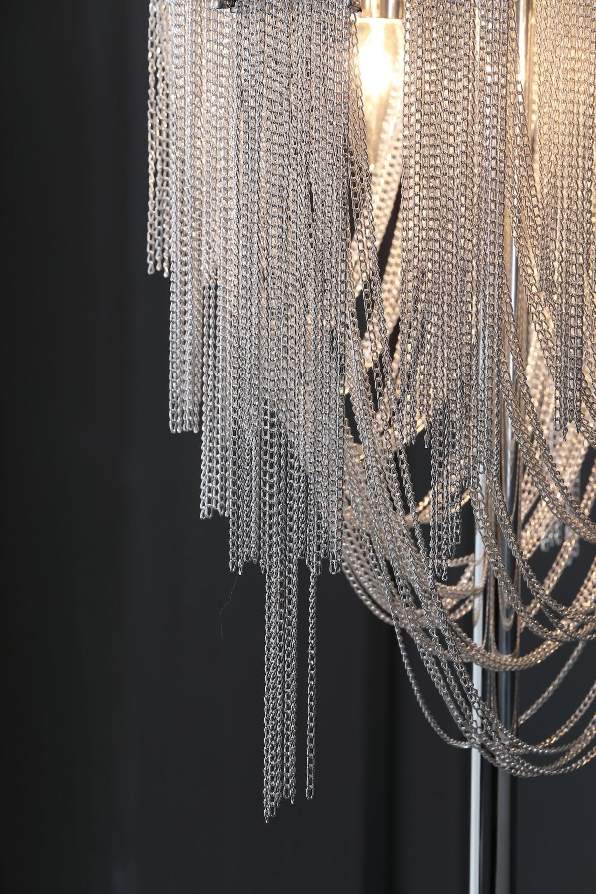 Chains Tassel Table Lamp - view 15