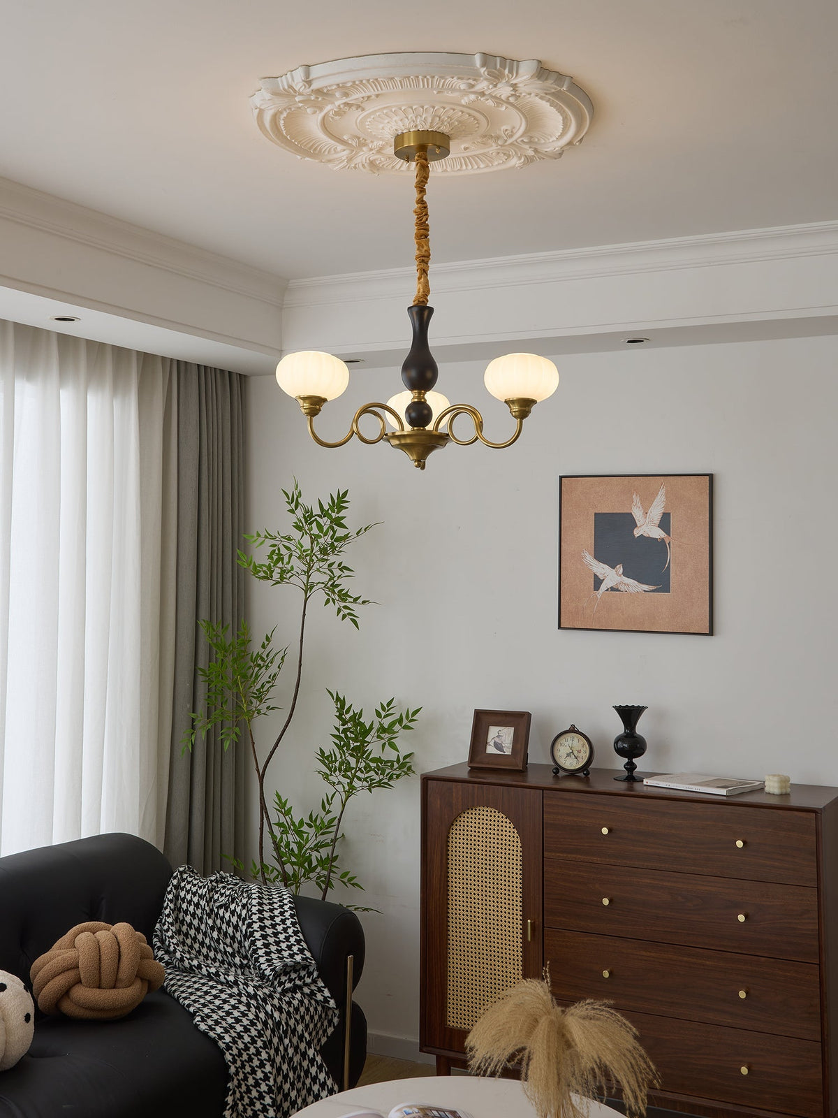 Elaris Chandelier