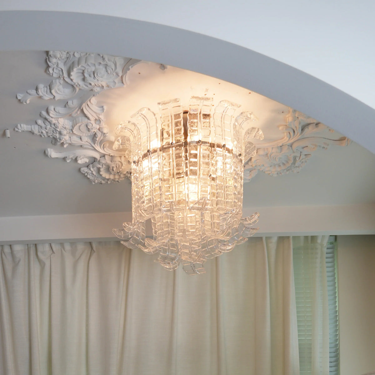 Elegant Murano Leaf Shaped Ceiling Lamp
