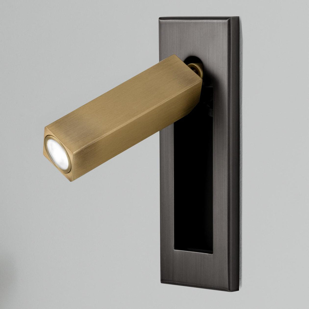 Embedded Bedside Plug-in Sconce